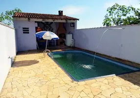 Foto 1 de Casa com 3 Quartos à venda, 220m² em Vila Galvão, Caçapava