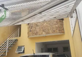 Foto 1 de Sobrado com 3 Quartos à venda, 174m² em Vila Yara, Osasco