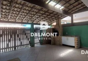 Foto 1 de Casa com 4 Quartos à venda, 120m² em Peró, Cabo Frio