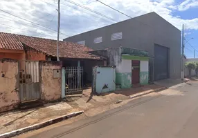 Foto 1 de Casa com 3 Quartos à venda, 81m² em Centro, Araporã