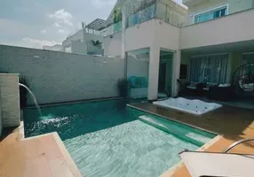 Foto 1 de Casa de Condomínio com 3 Quartos à venda, 410m² em Recreio Dos Bandeirantes, Rio de Janeiro
