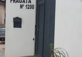 Foto 1 de Apartamento com 3 Quartos para alugar, 80m² em Praia Grande, Fundão