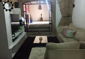 Foto 1 de Casa com 3 Quartos à venda, 180m² em Jardim D'abril, Osasco