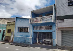 Foto 1 de Casa com 3 Quartos à venda, 200m² em Centro, Campina Grande