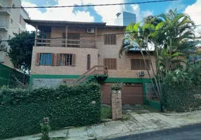 Foto 1 de Casa com 6 Quartos à venda, 320m² em Joao Paulo, Florianópolis