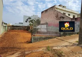 Foto 1 de Lote/Terreno à venda, 413m² em Osvaldo Rezende, Uberlândia