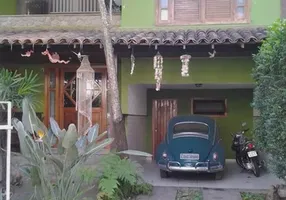 Foto 1 de Apartamento com 4 Quartos à venda, 190m² em Praia do Rosa, Imbituba