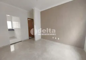 Foto 1 de Apartamento com 2 Quartos à venda, 50m² em Jardim Inconfidência, Uberlândia