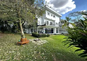 Foto 1 de Casa de Condomínio com 3 Quartos à venda, 369m² em Granja Viana, Carapicuíba