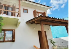 Foto 1 de Casa com 2 Quartos à venda, 85m² em Campestre, São Leopoldo