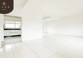 Foto 1 de Sobrado com 3 Quartos à venda, 185m² em Santa Felicidade, Curitiba