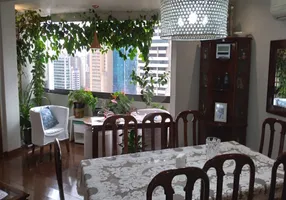 Foto 1 de Apartamento com 3 Quartos à venda, 120m² em Moema, São Paulo