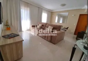Foto 1 de Apartamento com 3 Quartos à venda, 100m² em Patrimônio, Uberlândia