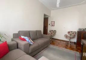 Foto 1 de Apartamento com 2 Quartos à venda, 61m² em São João, Porto Alegre