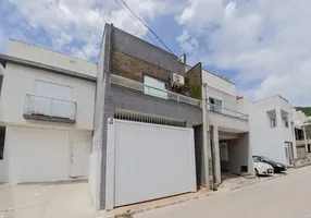 Foto 1 de Casa com 3 Quartos à venda, 100m² em Ingleses do Rio Vermelho, Florianópolis