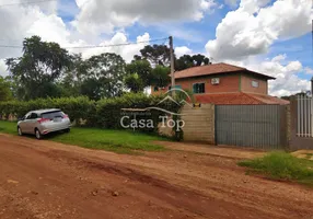 Foto 1 de Fazenda/Sítio com 3 Quartos à venda, 293m² em Uvaranas, Ponta Grossa