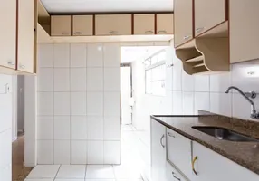 Foto 1 de Apartamento com 3 Quartos à venda, 58m² em Vila Lageado, São Paulo