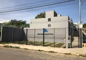 Foto 1 de Casa com 2 Quartos à venda, 49m² em Presidente, Matozinhos