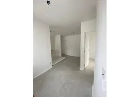 Foto 1 de Apartamento com 2 Quartos à venda, 41m² em Vila Nova Cachoeirinha, São Paulo