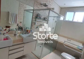Foto 1 de Casa de Condomínio com 4 Quartos à venda, 300m² em Lagoinha, Uberlândia