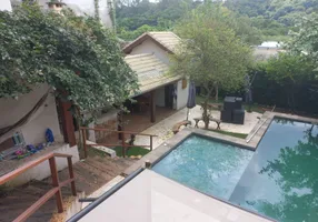 Foto 1 de Casa com 3 Quartos à venda, 320m² em Granja Viana, Cotia