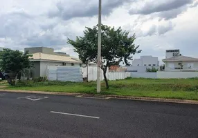 Foto 1 de Lote/Terreno à venda, 371m² em Varanda Sul, Uberlândia