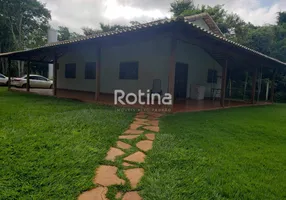 Foto 1 de Fazenda/Sítio com 5 Quartos à venda, 480m² em , Indianópolis