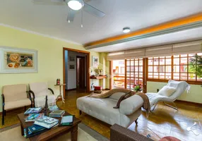 Foto 1 de Casa de Condomínio com 3 Quartos à venda, 286m² em Menino Deus, Porto Alegre