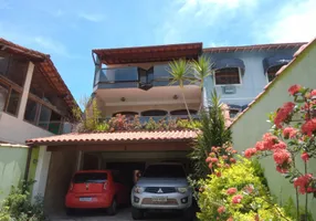 Foto 1 de Sobrado com 4 Quartos à venda, 150m² em Jardim Sulacap, Rio de Janeiro