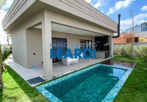 Foto 1 de Casa de Condomínio com 3 Quartos à venda, 235m² em Paiol Velho, Santana de Parnaíba