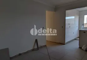 Foto 1 de Apartamento com 3 Quartos à venda, 69m² em Novo Mundo, Uberlândia