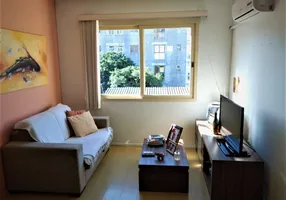 Foto 1 de Apartamento com 1 Quarto para alugar, 37m² em Santo Antônio, Porto Alegre