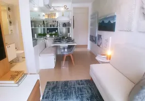 Foto 1 de Apartamento com 2 Quartos à venda, 46m² em Campo Limpo, São Paulo