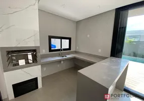 Foto 1 de Casa de Condomínio com 4 Quartos à venda, 253m² em Residencial Goiânia Golfe Clube, Goiânia