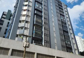 Foto 1 de Apartamento com 3 Quartos para alugar, 107m² em Champagnat, Curitiba