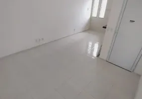 Foto 1 de Casa com 3 Quartos à venda, 60m² em Dois de Julho, Salvador