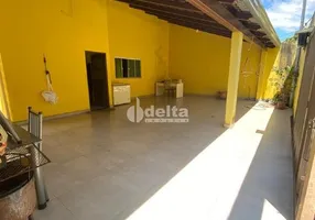 Foto 1 de Casa com 2 Quartos à venda, 154m² em Tocantins, Uberlândia