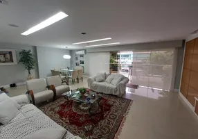 Foto 1 de Apartamento com 4 Quartos à venda, 200m² em Jardim Oceanico, Rio de Janeiro