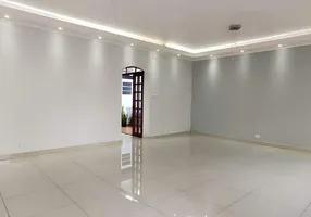 Foto 1 de Casa com 3 Quartos à venda, 230m² em Vila Assuncao, Santo André