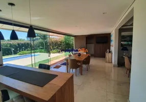 Foto 1 de Casa de Condomínio com 4 Quartos para alugar, 247m² em Villa Bella, Itabirito
