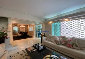 Foto 1 de Sobrado com 3 Quartos para venda ou aluguel, 320m² em Gonzaga, Santos