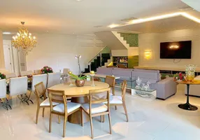 Foto 1 de Casa de Condomínio com 4 Quartos à venda, 450m² em De Lourdes, Fortaleza