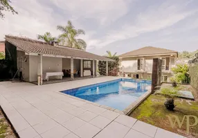Foto 1 de Casa com 4 Quartos à venda, 340m² em América, Joinville