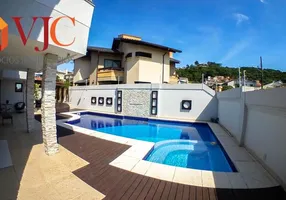 Foto 1 de Casa com 6 Quartos à venda, 900m² em Coqueiros, Florianópolis