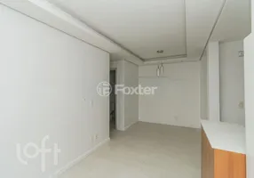 Foto 1 de Apartamento com 3 Quartos à venda, 63m² em Jardim Itú Sabará, Porto Alegre