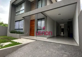 Foto 1 de Casa com 3 Quartos à venda, 174m² em Zé Amândio, Bombinhas