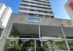 Foto 1 de Apartamento com 3 Quartos à venda, 135m² em Casa Forte, Recife