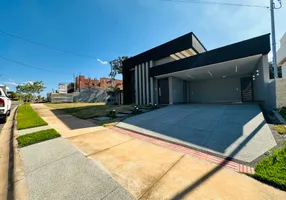 Foto 1 de Casa de Condomínio com 3 Quartos à venda, 174m² em Parqville Pinheiros, Aparecida de Goiânia