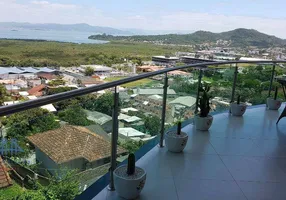 Foto 1 de Casa com 4 Quartos para alugar, 350m² em Saco Grande, Florianópolis