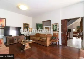 Foto 1 de Casa com 5 Quartos à venda, 174m² em Funcionários, Belo Horizonte